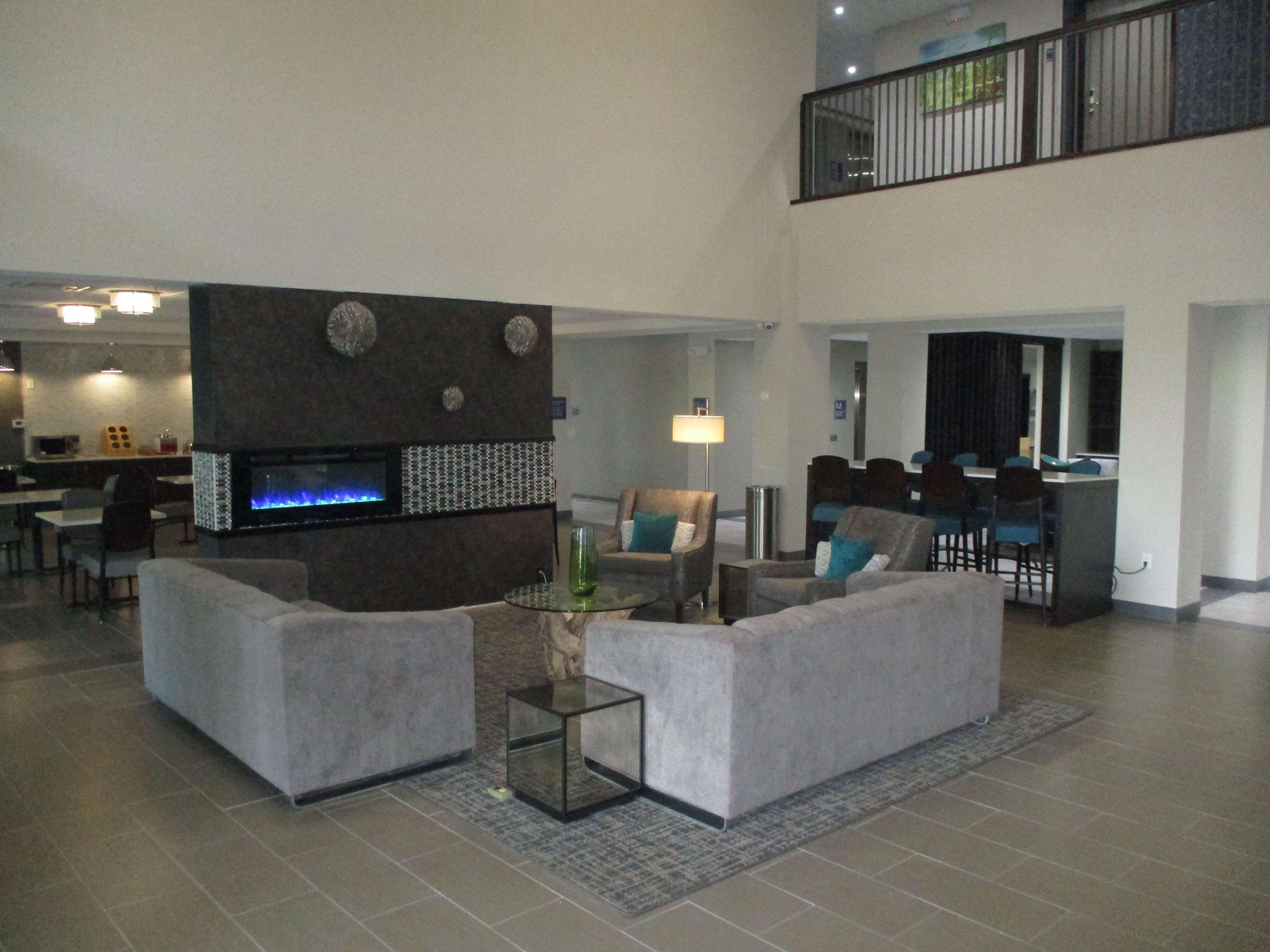 Best Western Plus Mcpherson Zewnętrze zdjęcie